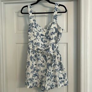 Christian Lacroix size L white/navy linen blend belted romper